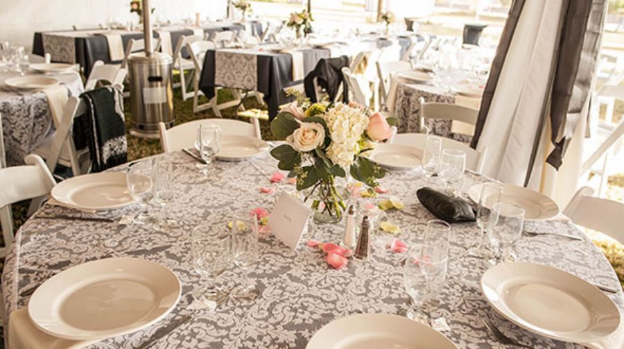 Planning an Outdoor Tent Wedding